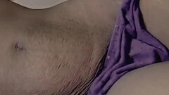 Desi Aunty KO Chut Me Anguli Karate Dekh Bete Ne Apne Aunty KO Hi Chod Diya Thumb