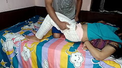 सौतेली बहन ने घरवालों के नहीं होने पर सगे भाई से चुदवाया Thumb