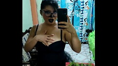este es el video de la vieja sucia!! ella luce muy sexy el dia de halloween, se viste de dracula y m Thumb