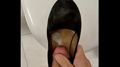 I cum in my wife high heels shoes while she'_s away Thumb