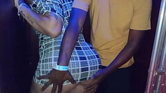 Milf fode com o novinho no elevador do hotel para satisfazer o fetiche do marido Thumb