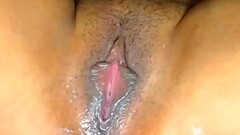 The stepmother got her pussy wet while playing Thumb